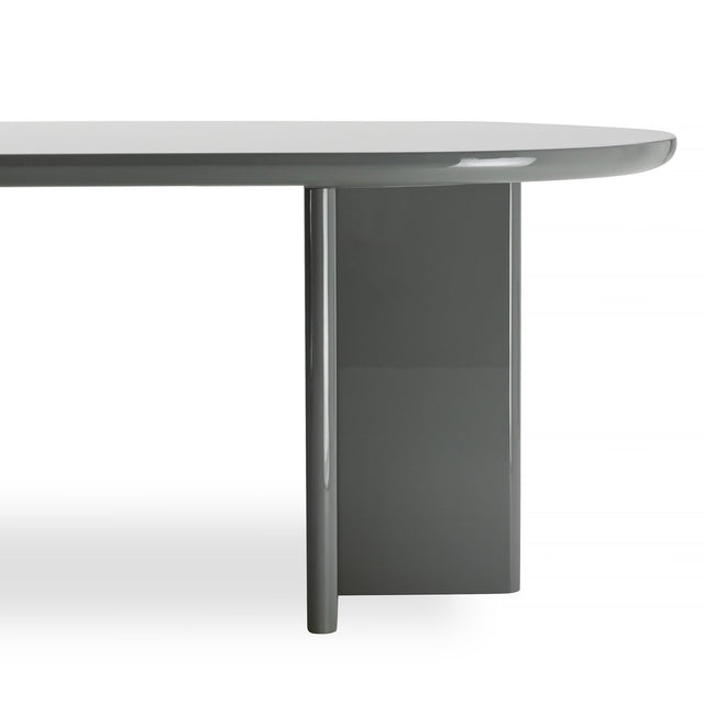 Magenta lucido burgundy